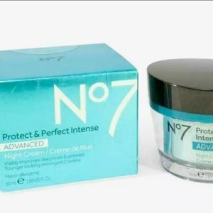 Boots No7 Protect & Perfect Intense night cream